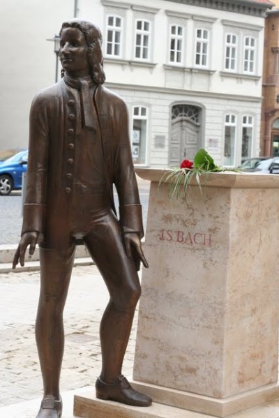 Bach-Denkmal vor der Divi Blasiikirche Mühlhausen