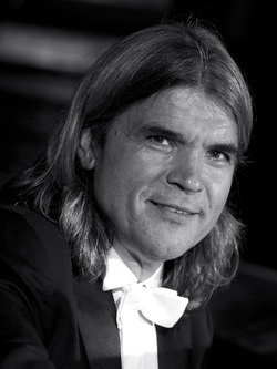 Wolf Matthias Friedrich .- Bass