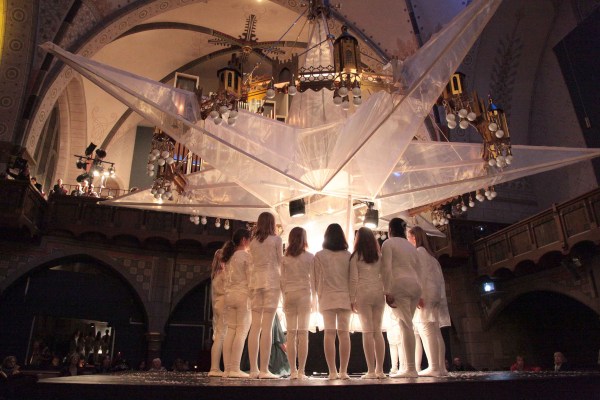 Weihnachtsstern als himmlisches Jerusalem Foto ©Marcel DomeierWeihnachtsstern als himmlisches Jerusalem Foto ©Marcel Domeier